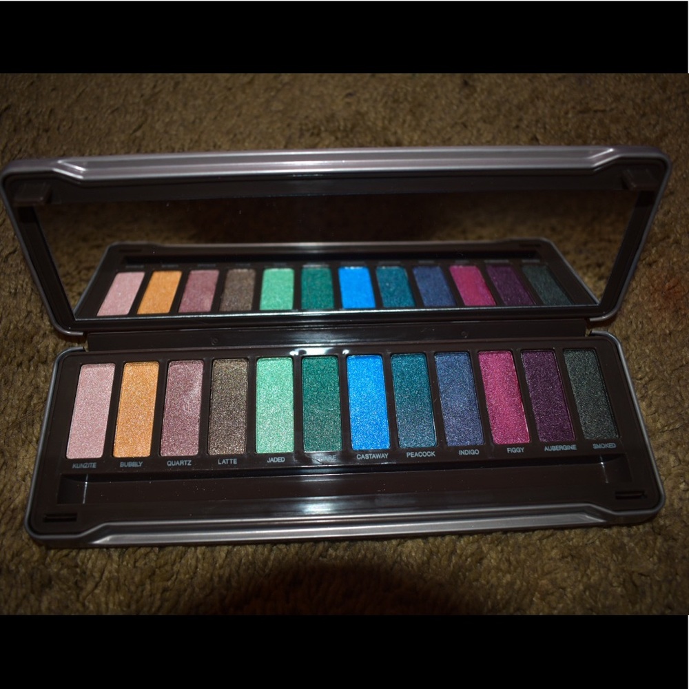 Icon eyeshadow pallet